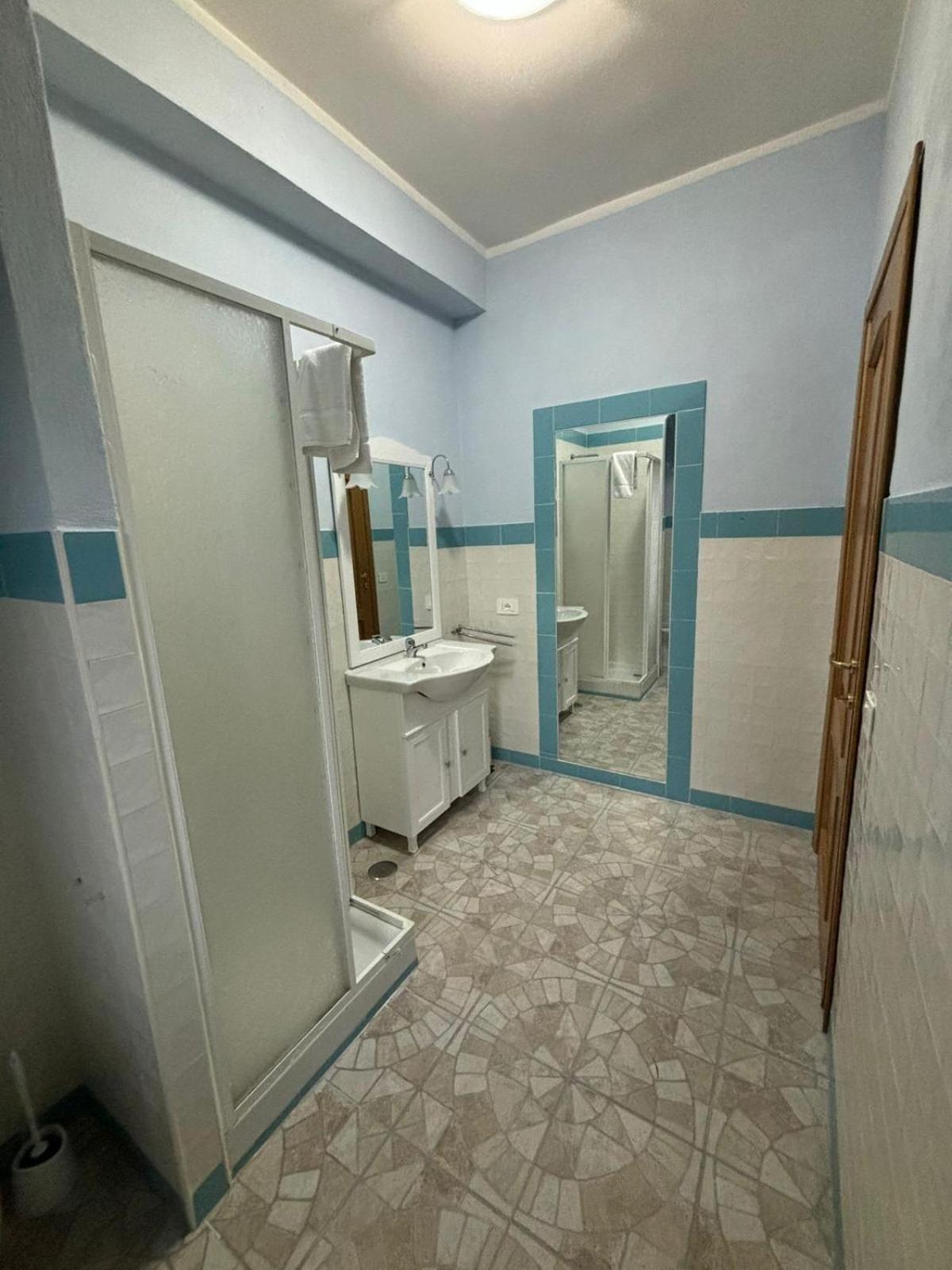 Domus Arco Romano Guest House 이트리 외부 사진